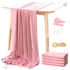 Table runners fabric